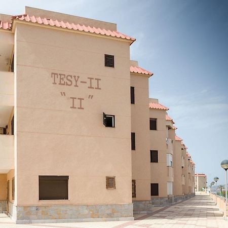 Apartamentos Tesy La Manga del Mar Menor Luaran gambar