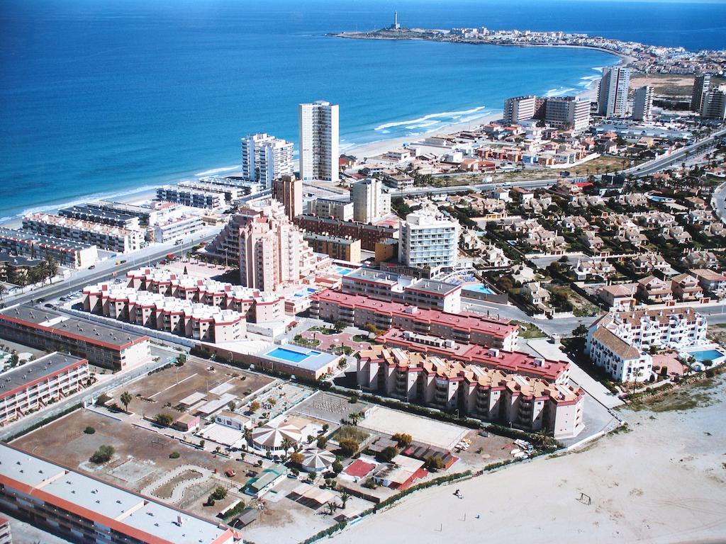 Apartamentos Tesy La Manga del Mar Menor Luaran gambar