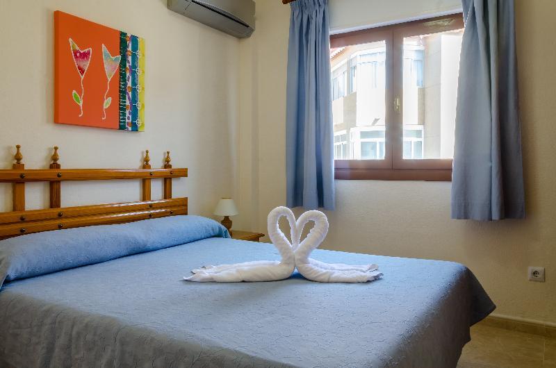 Apartamentos Tesy La Manga del Mar Menor Luaran gambar