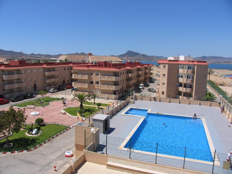 Apartamentos Tesy La Manga del Mar Menor Luaran gambar