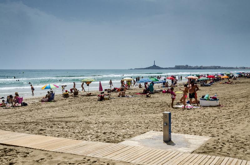 Apartamentos Tesy La Manga del Mar Menor Luaran gambar